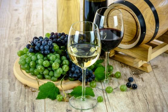 С 1 мая в Ростовской области вырастут цены на вино 