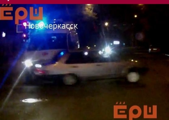 неподвижно скорая помощь виновник дтп спросил Элвин