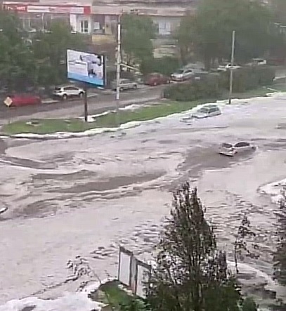 Штормовое предупреждение на волге