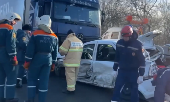 Задержан предполагаемый виновник ДТП с 4 погибшими на М-4 под Ростовом