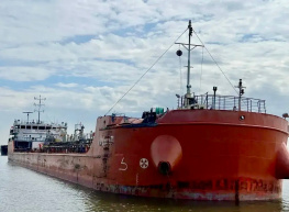 В Ростовской области столкнулись два теплохода