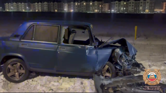 В Ростове в аварии пострадали три человека