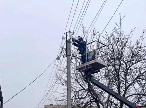 Часть улиц Железнодорожного района Ростова осталась без света