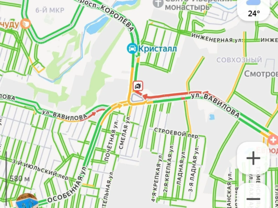 Мощная пробка сковала движение по оживлённой дороге Ростова из-за аварии