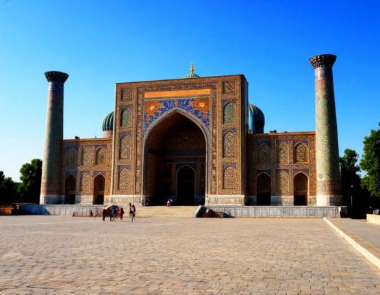 Площадь Регистан и ее влияние на образ города