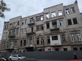 Снос доходного дома Парамонова в Ростове приостановили из-за непогоды