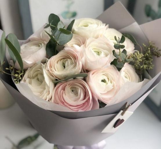 Преимущества покупки букета цветов онлайн