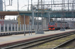 Грузовой вагон сошел с рельсов в Ростовской области