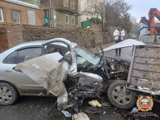 Один человек пострадал при ДТП с эвакуатором в центре Ростова