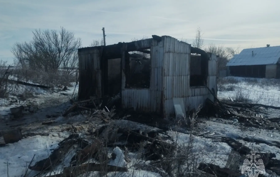 Пожар в летней кухне унёс жизнь 68-летнего жителя Ростовской области