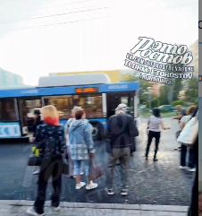 Брызнул в лицо из «перцовки»: в Ростове полиция разбирается в конфликте водителей автобусов 