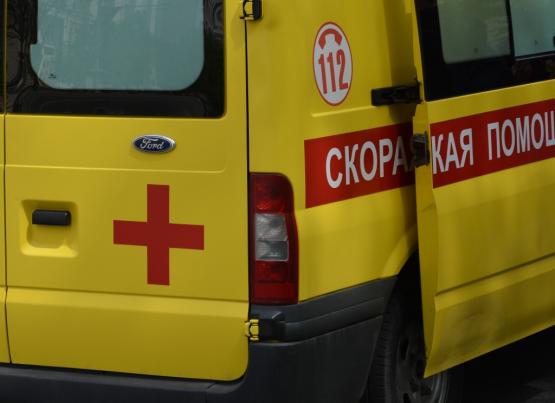 В Ростовской области иномарку унесло в кювет: пострадали взрослый и двое детей