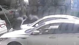 В Ростове банда подростков спустила шины на автомобиле с номерами Дагестана