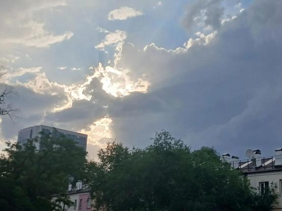 Сирены завыли в Таганроге - в городе работает ПВО