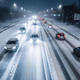 Водителям Ростовской области порекомендовали не выезжать на машинах в ближайшие сутки 