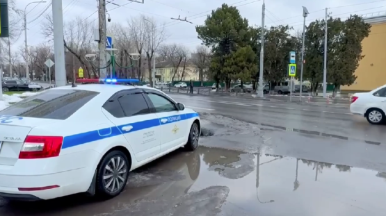 В Таганроге 80-летний водитель сбил пенсионерку и скрылся с места ДТП