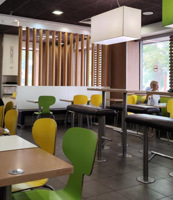 Кафе в Ростовской области теряют десятки тысяч в день из-за отключения интернета