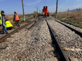 В Дагестане железнодорожники оперативно восстановили движение поездов на поврежденных стихией участках