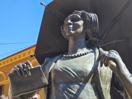 Первый и единственный в стране музей Фаины Раневской откроют в Таганроге