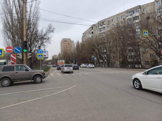 В Ростове автомобиль сбил 12-летнего школьника 