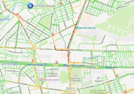 Адский затор сковал движение в центральном районе Ростова 