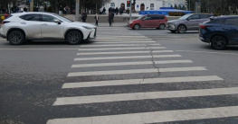Выскочил из-за автобуса: в Новочеркасске сбили подростка