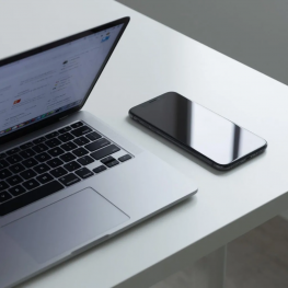 Роскомнадзор заявил о подготовке к полной блокировке WhatsApp* в Ростовской области  