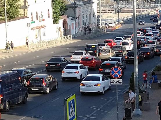 Сотни автовладельцев в Ростове попали на штрафы после футбольного матча 