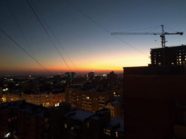 Оглушительный грохот, похожий на взрыв, прогремел над Ростовом