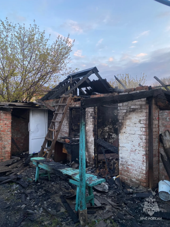 В Ростовской области из-за непотушенной сигареты заживо сгорел пенсионер 