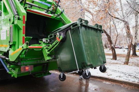 Вывоз мусора и утилизация отходов: особенности и преимущества