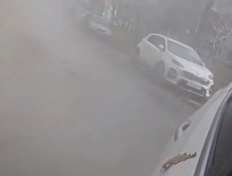  Власти Ростова прокомментировали прорыв трубы отопления на Военведе