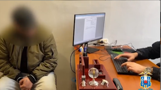 Житель Ростова открыл огонь из пистолета по незнакомцу 